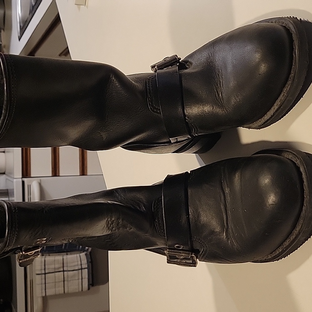 Harley Davidson engineer boots